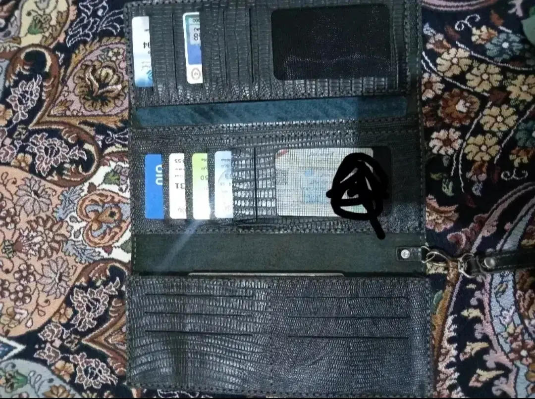 کیف مدارک|کیف، کفش، کمربند|میبد, |دیوار
