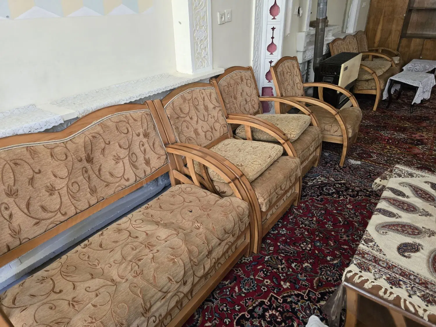 دودست مبل|مبلمان خانگی و میز عسلی|اصفهان, حسین‌آباد|دیوار