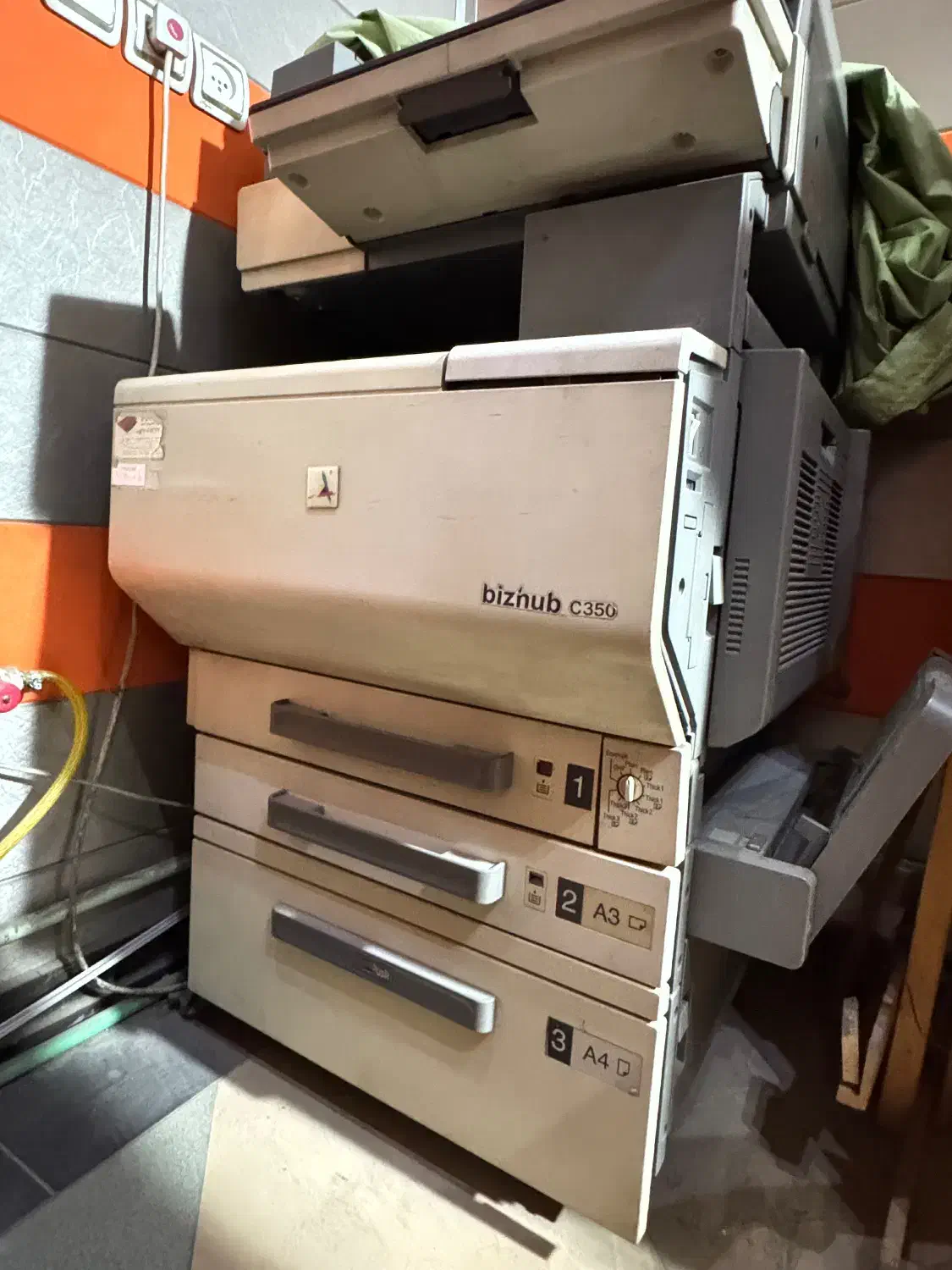 bizhub C350|پرینتر، اسکنر، کپی، فکس|هشتگرد, شهرک بعثت|دیوار