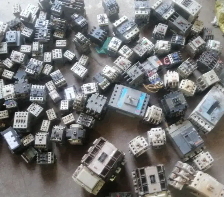 خریدو فروش کنتاکتور تابلوبرق پلاتین ترانس|خدمات پیشه و مهارت|تهران, طیب|دیوار