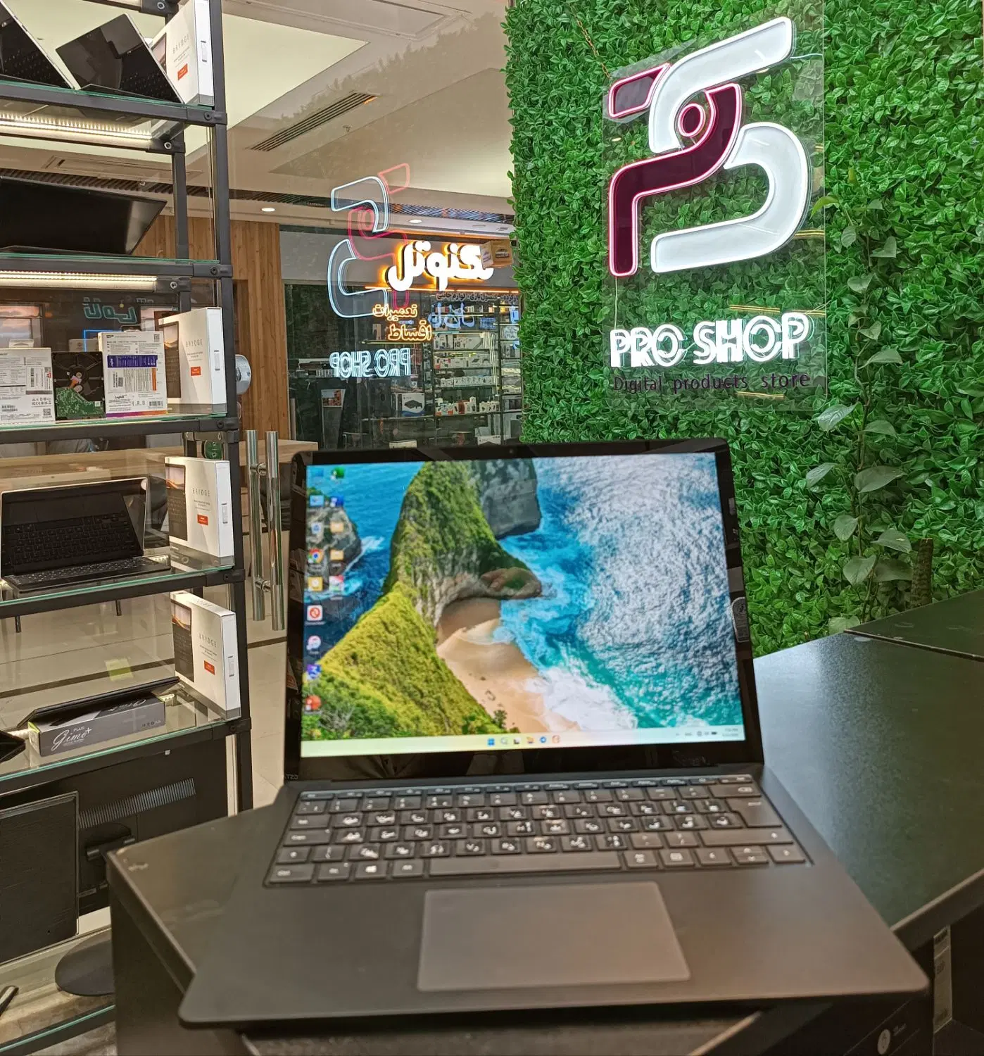 لپتاپ Surface Laptop 3 / Laptop 2|رایانه همراه|قم, عربستان|دیوار