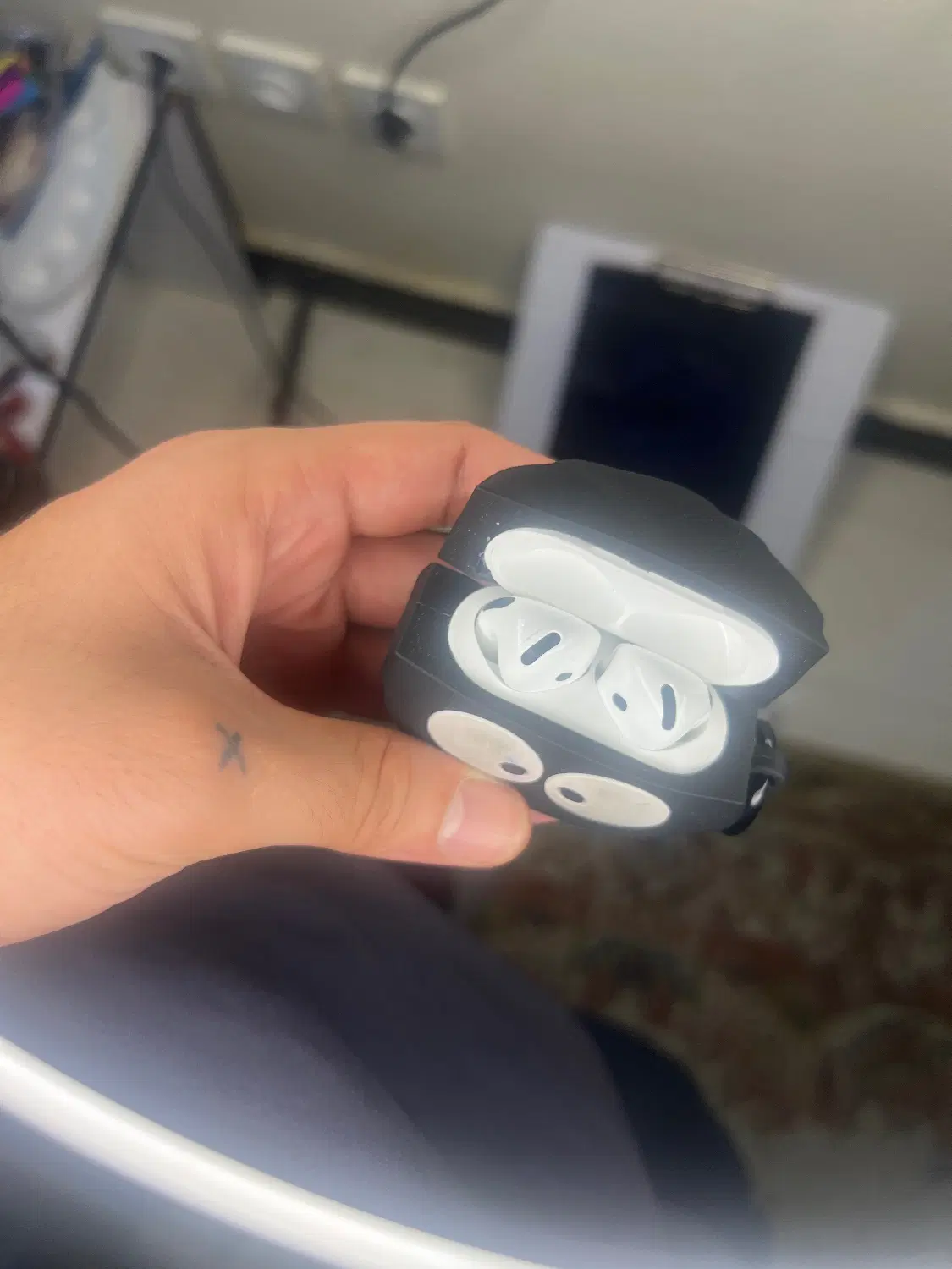Air pod 4 orginal|لوازم جانبی موبایل و تبلت|کیش, |دیوار
