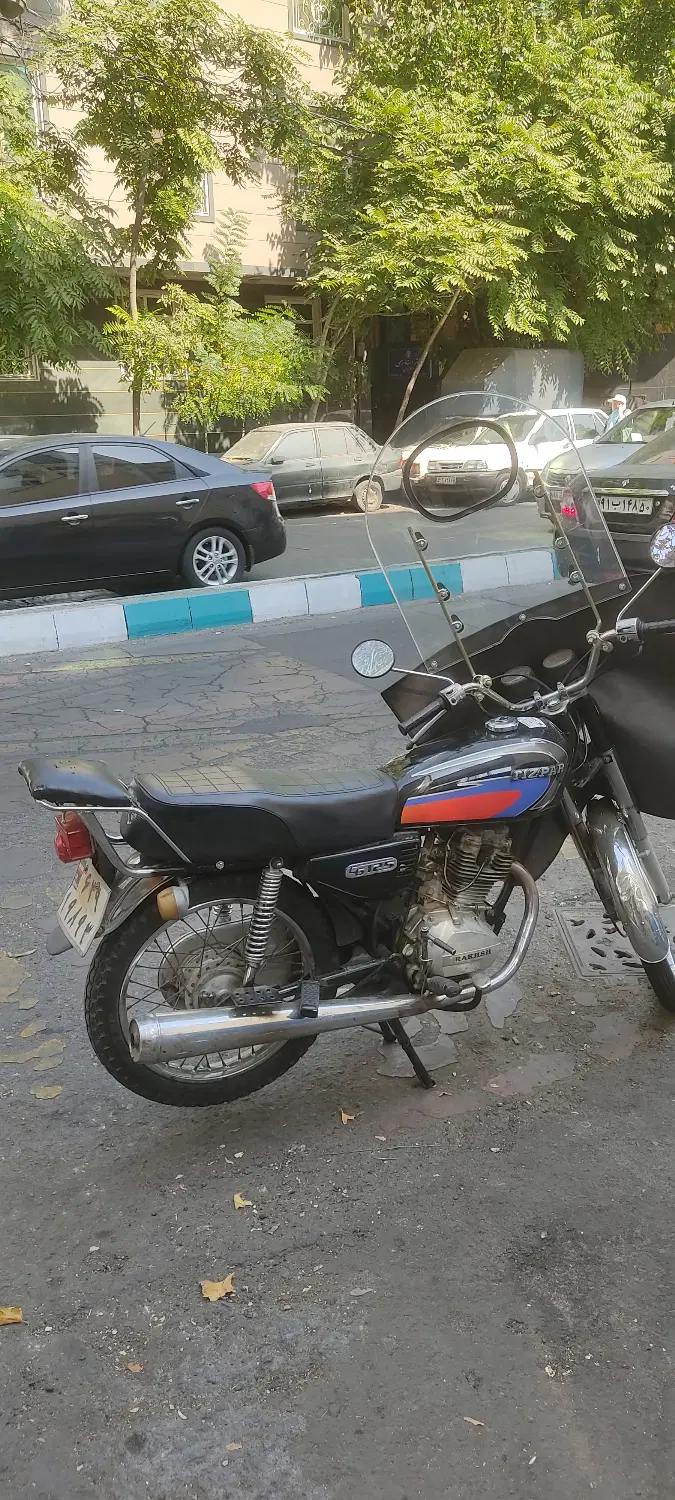 هندا ۱۲۵|موتورسیکلت|تهران, حکمت|دیوار