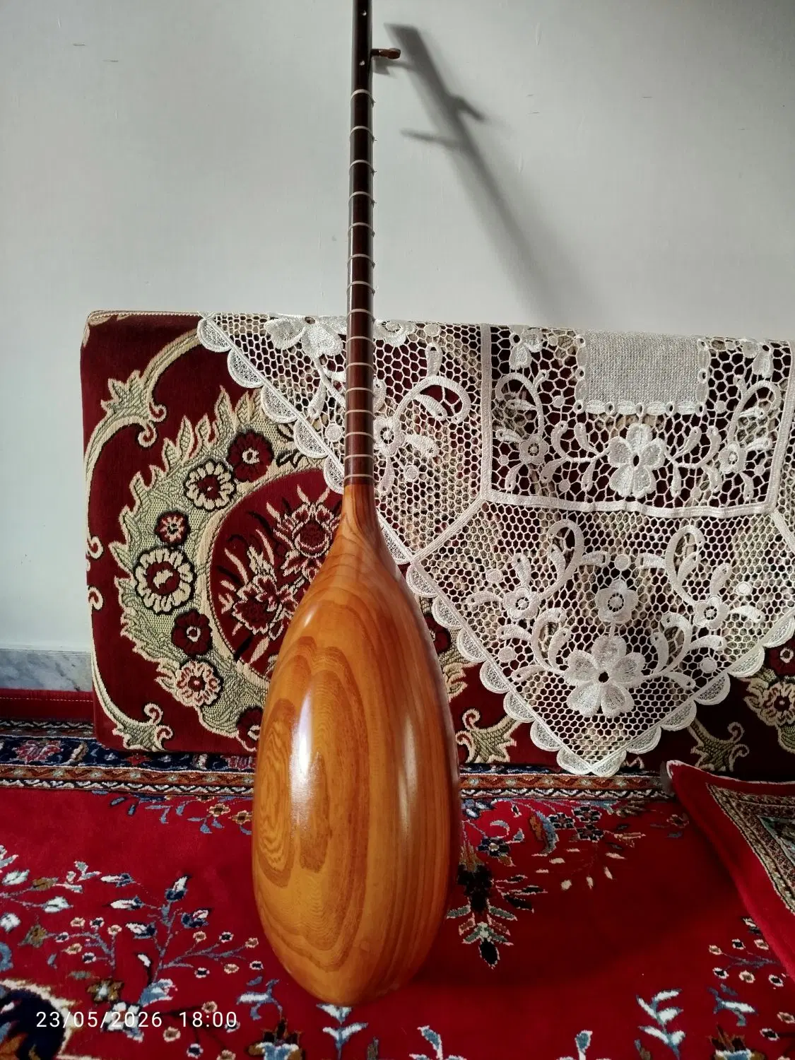 تنبور|سازهای سنتی|کنگاور, |دیوار