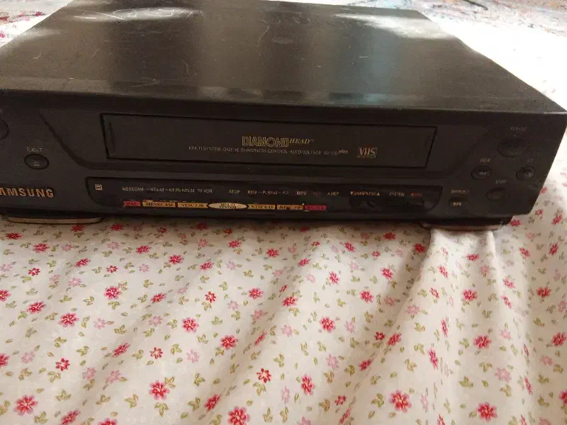 دستگاه ویدیو|پخش‌کننده DVD و ویدیو|شیراز, شاپورجان|دیوار