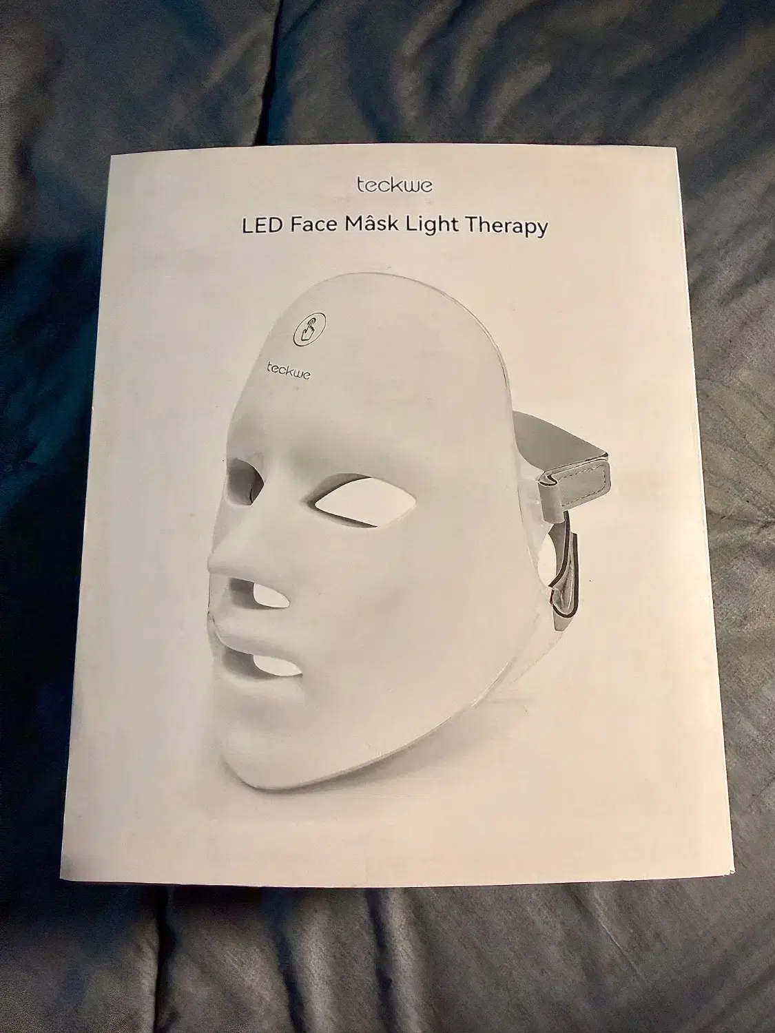 LED face Mask light therapy|آرایشگاه و سالن‌های زیبایی|بندر انزلی, استادیوم|دیوار