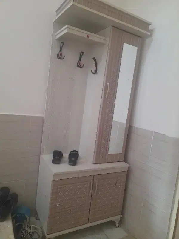 درحدنو|جاکفشی، کمد، دراور|شیروان (خراسان), |دیوار