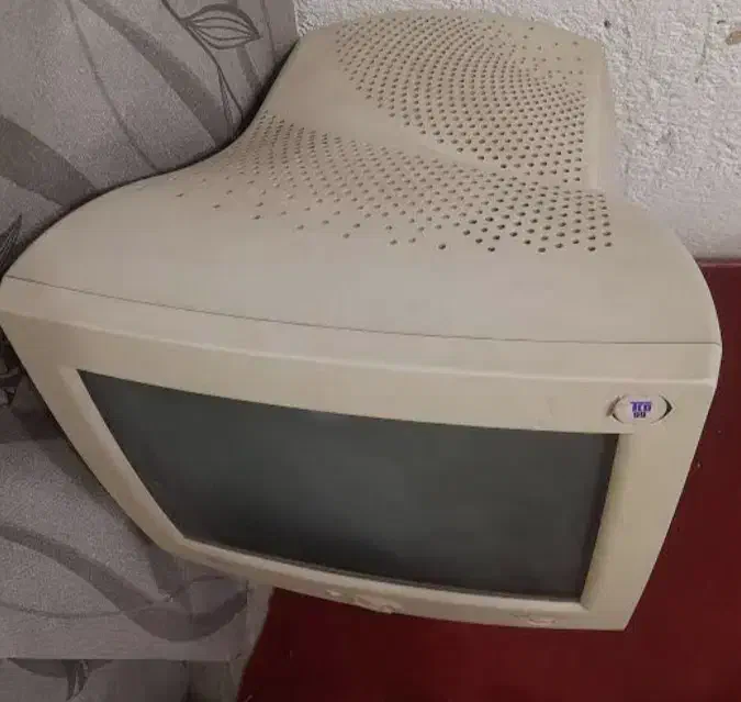 مانیتور|رایانه رومیزی|بوشهر, |دیوار