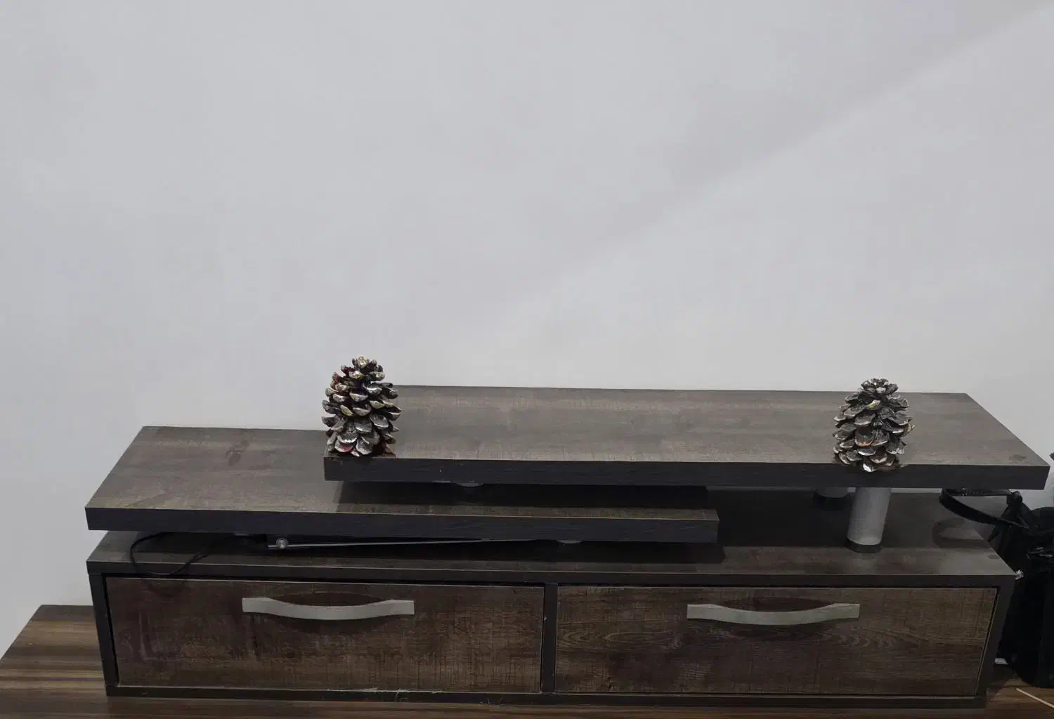 میز تلویزیون|میز تلویزیون|سنگر, |دیوار