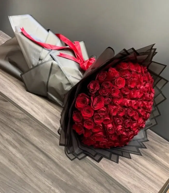 خدمات گل آرایی باکس و دسته گل عمده و جزئی زیر قیمت|گل و گیاه طبیعی|تهران, دژکام|دیوار