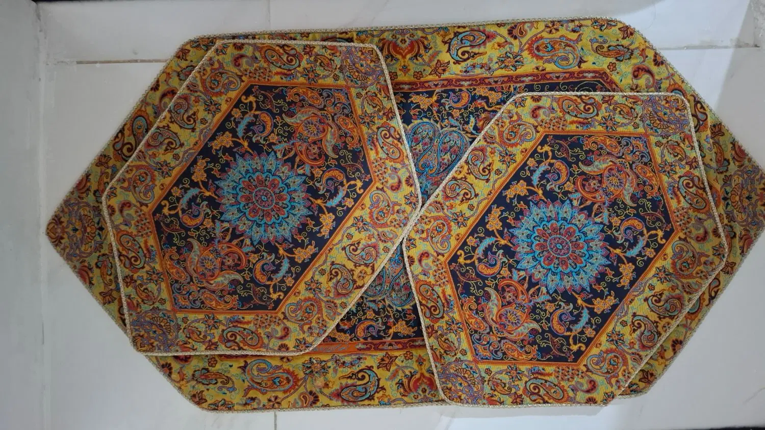 رومیزی|پرده، رانر، رومیزی|اراک, |دیوار