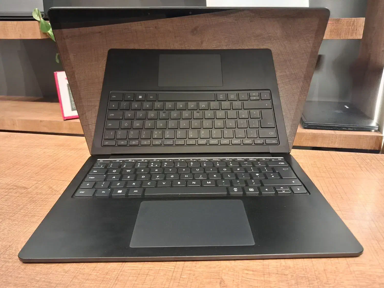 surface laptop4|رایانه همراه|شیراز, ملاصدرا|دیوار