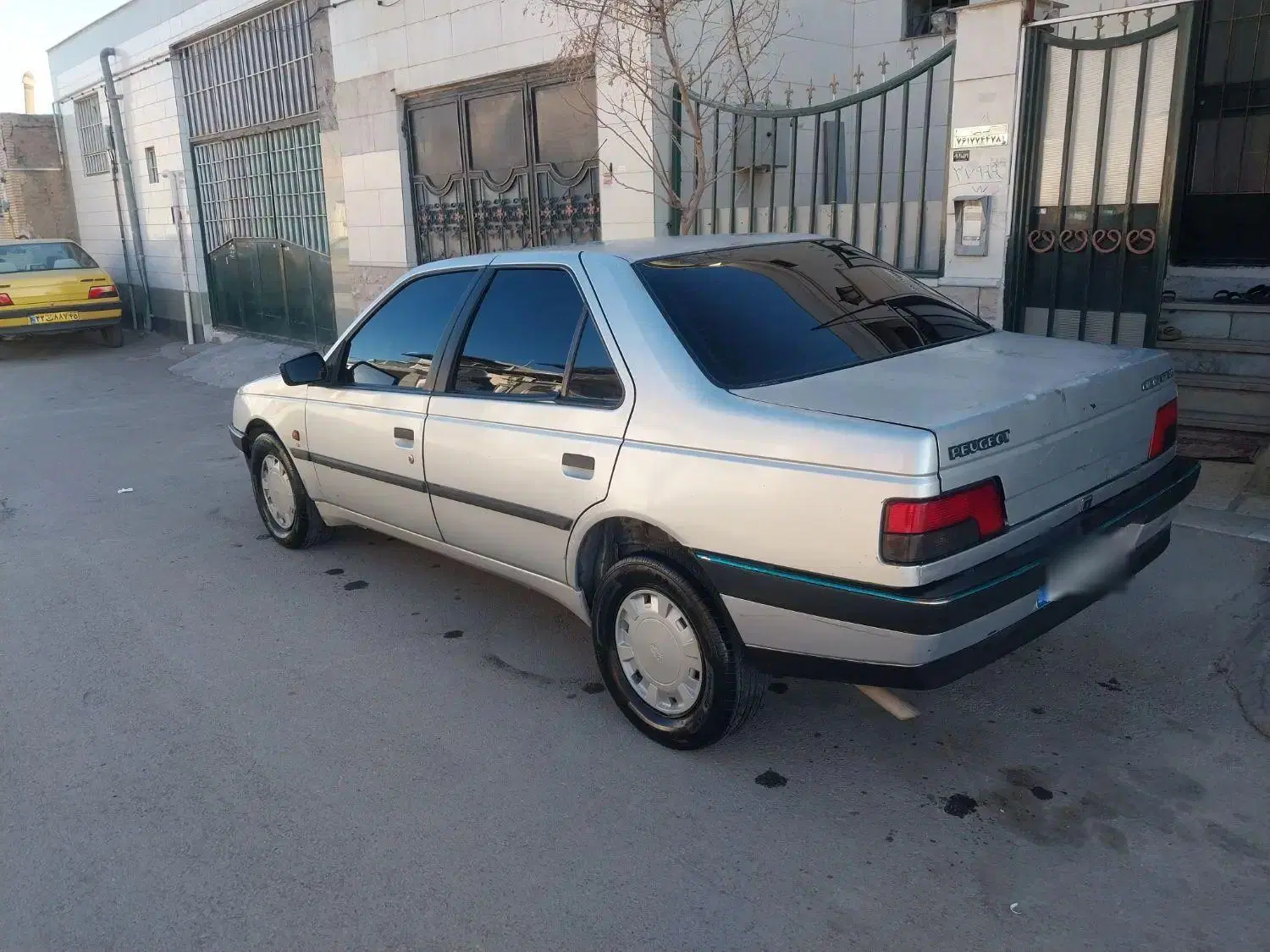 پژو 405 مدل 85|خودرو سواری و وانت|کرمان, |دیوار