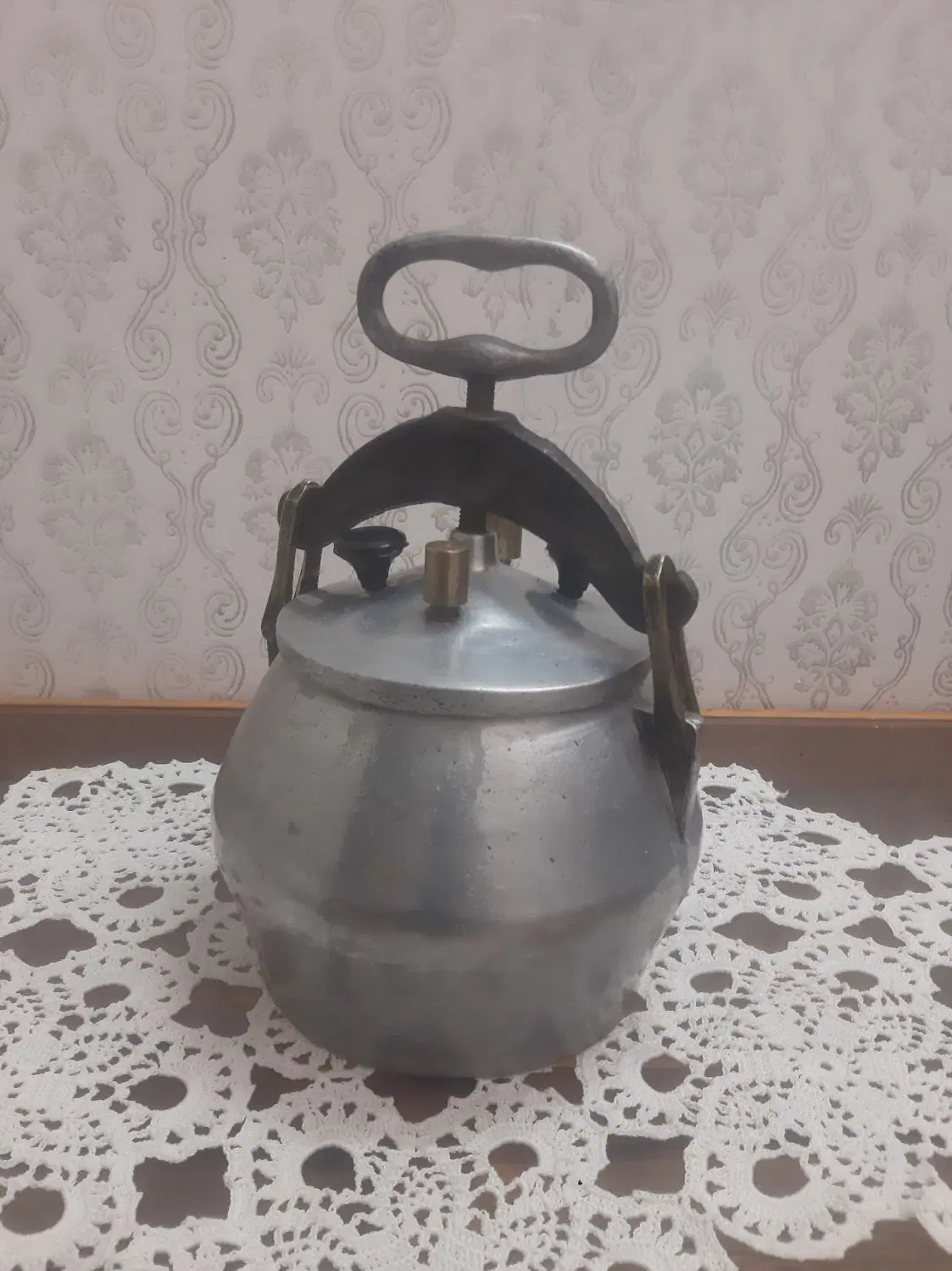 زودپز|ظروف پختوپز|اراک, |دیوار