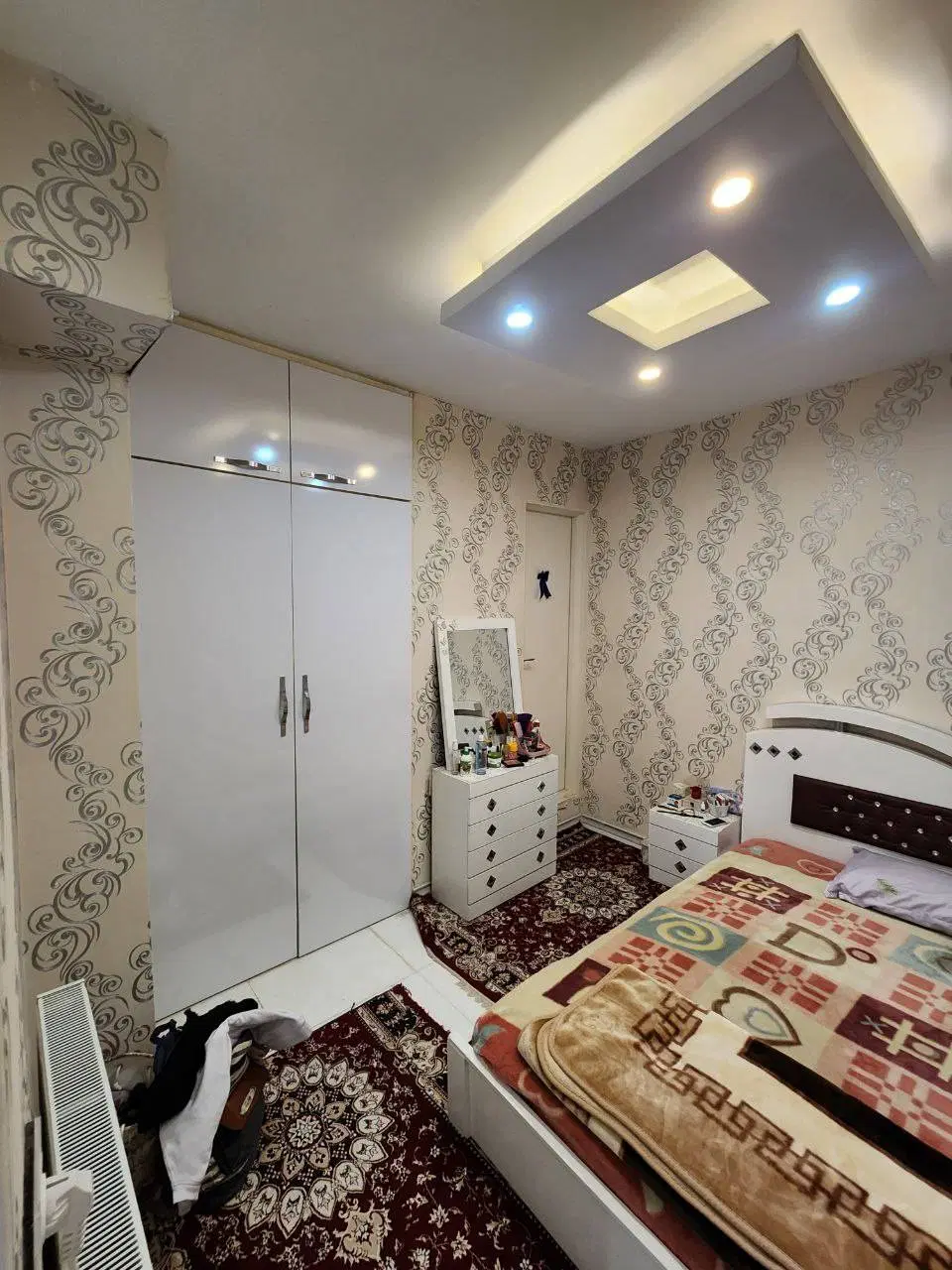 فروش 110متری روبه نما/فول امکانات/گلشهر - Ansicht 5