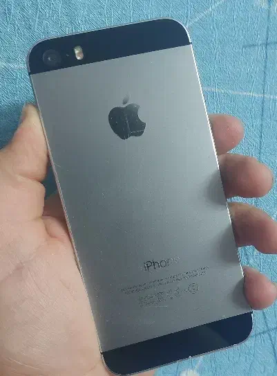 ایفون 5s|موبایل|قم, گلزار|دیوار