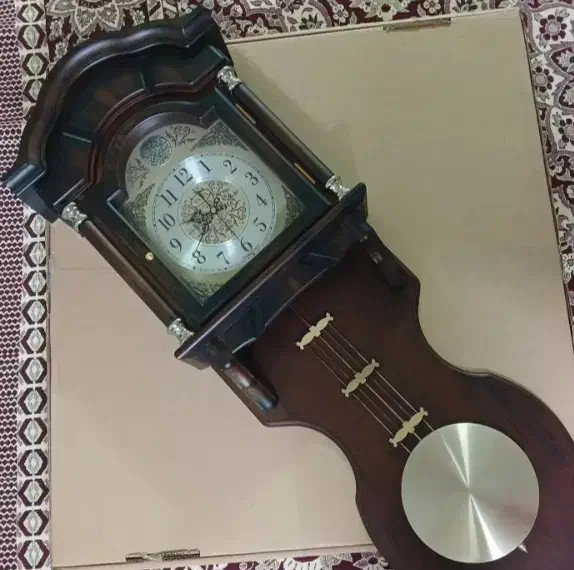 ساعت دیواری و ایستاده سالم|ساعت دیواری و تزئینی|مشهد, خواجه ربیع|دیوار