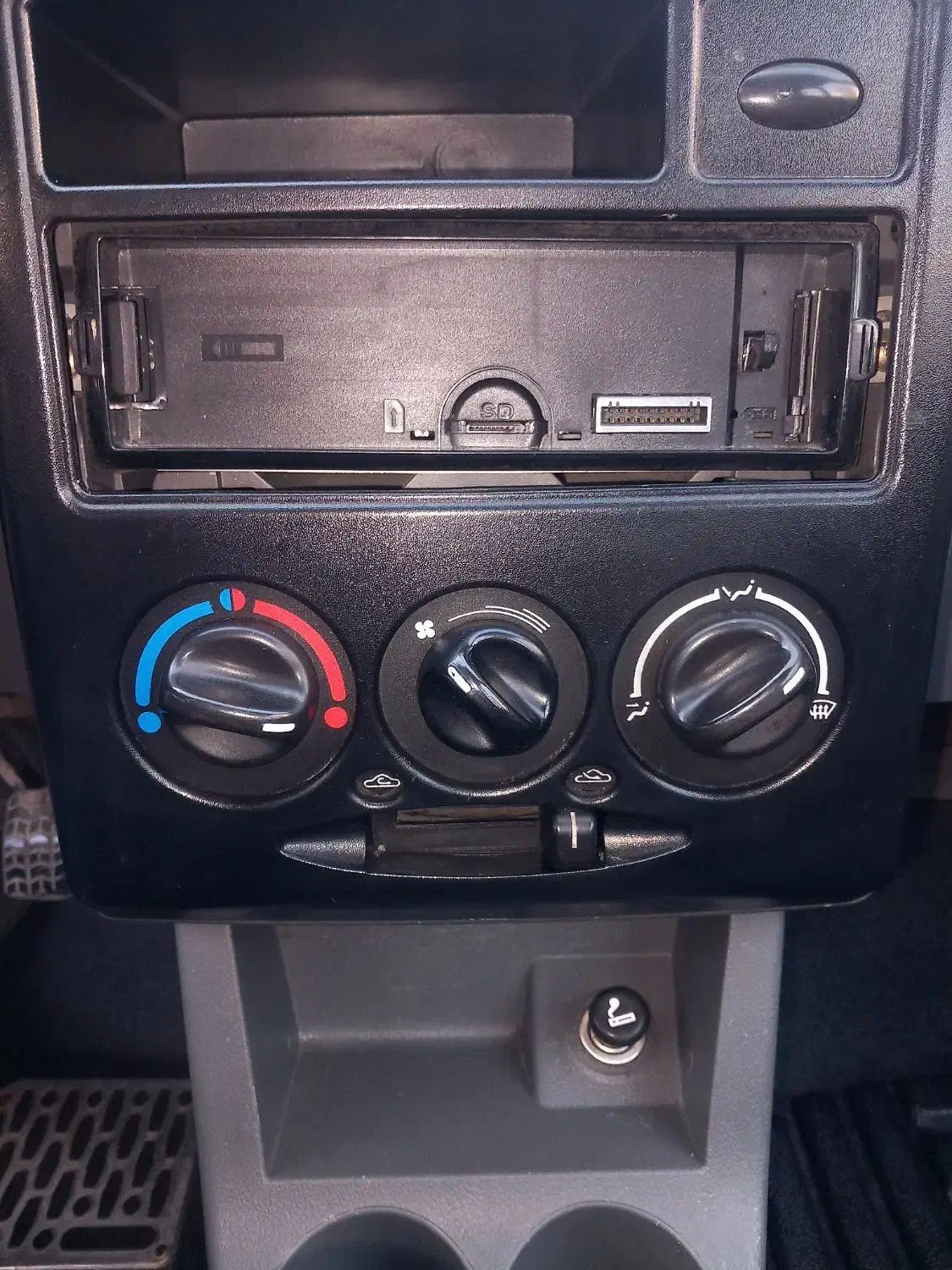 پراید ۹۴ نوک مدادی متالیک. سند دوگانه کارخانه|خودرو سواری و وانت|بومهن, |دیوار