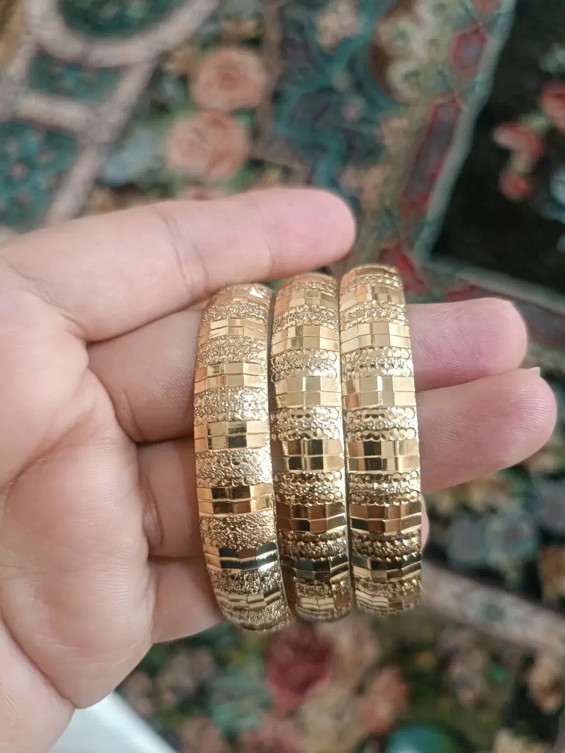 النگو|بدلیجات|زرندیه, |دیوار