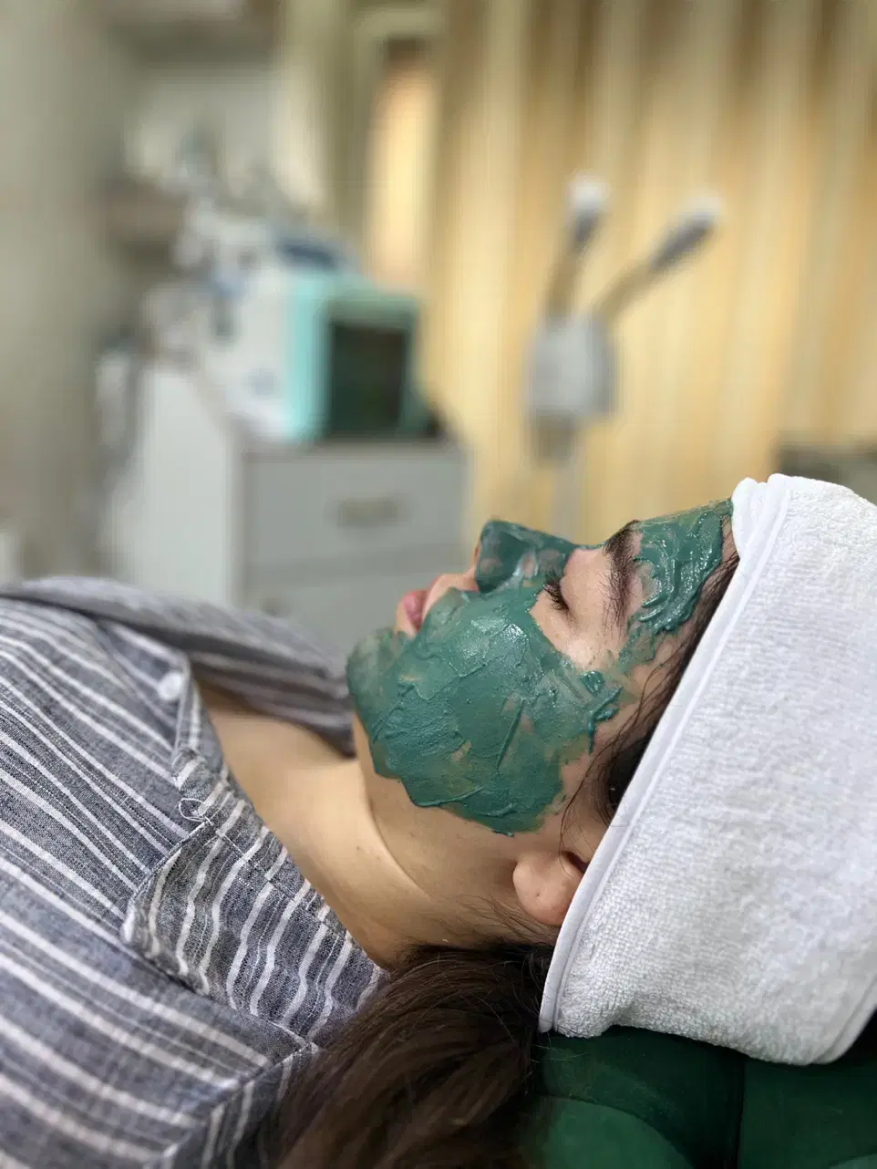 فیشیال|خدمات آرایشگری و زیبایی|اندیشه, شهرک مریم|دیوار