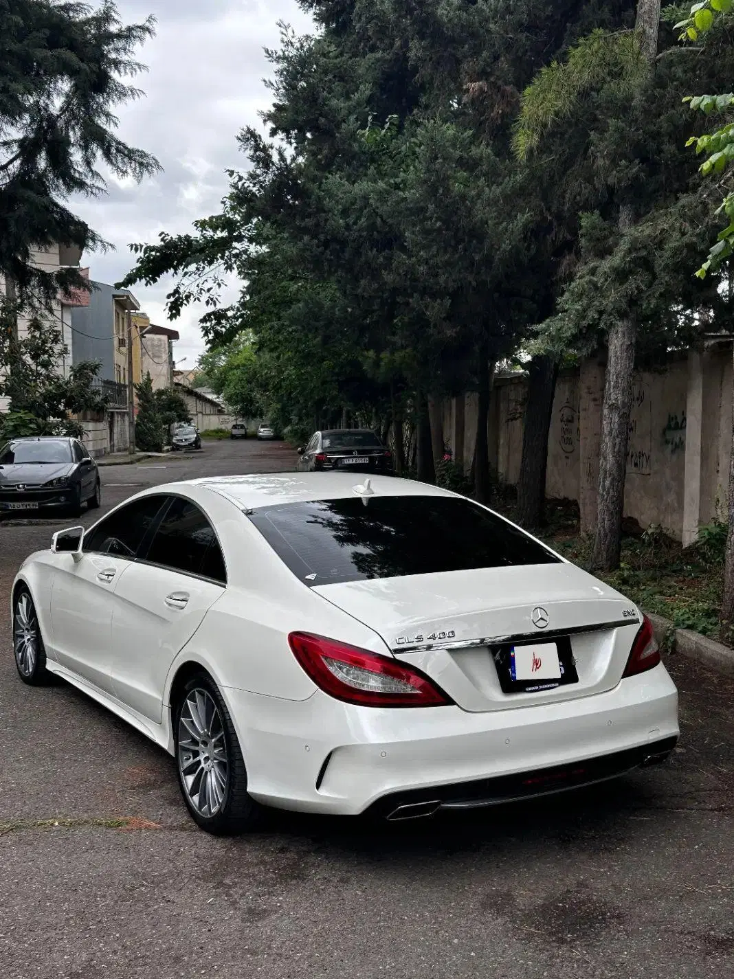 cls 400|خودرو سواری و وانت|رشت, کاکتوس|دیوار
