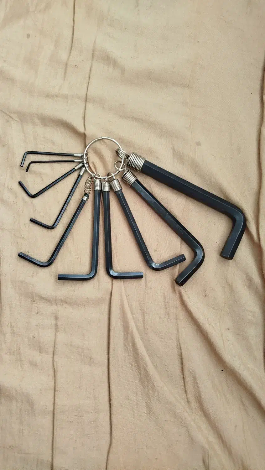 آچار آلن|دوچرخه، اسکیت، اسکوتر|کرج, کوی زنبق|دیوار