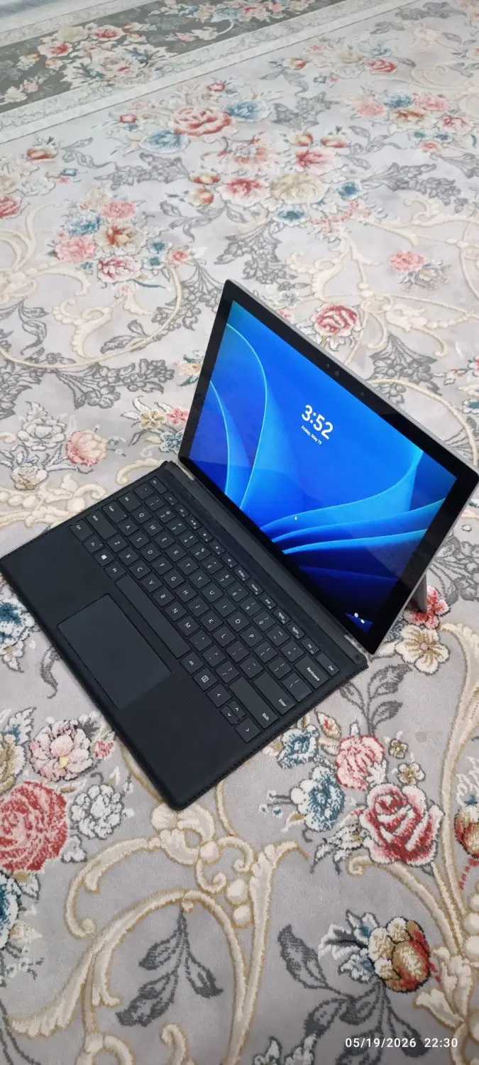 Microsoft surface|رایانه همراه|مشهد, شهرک رازی (شهرک غرب)|دیوار