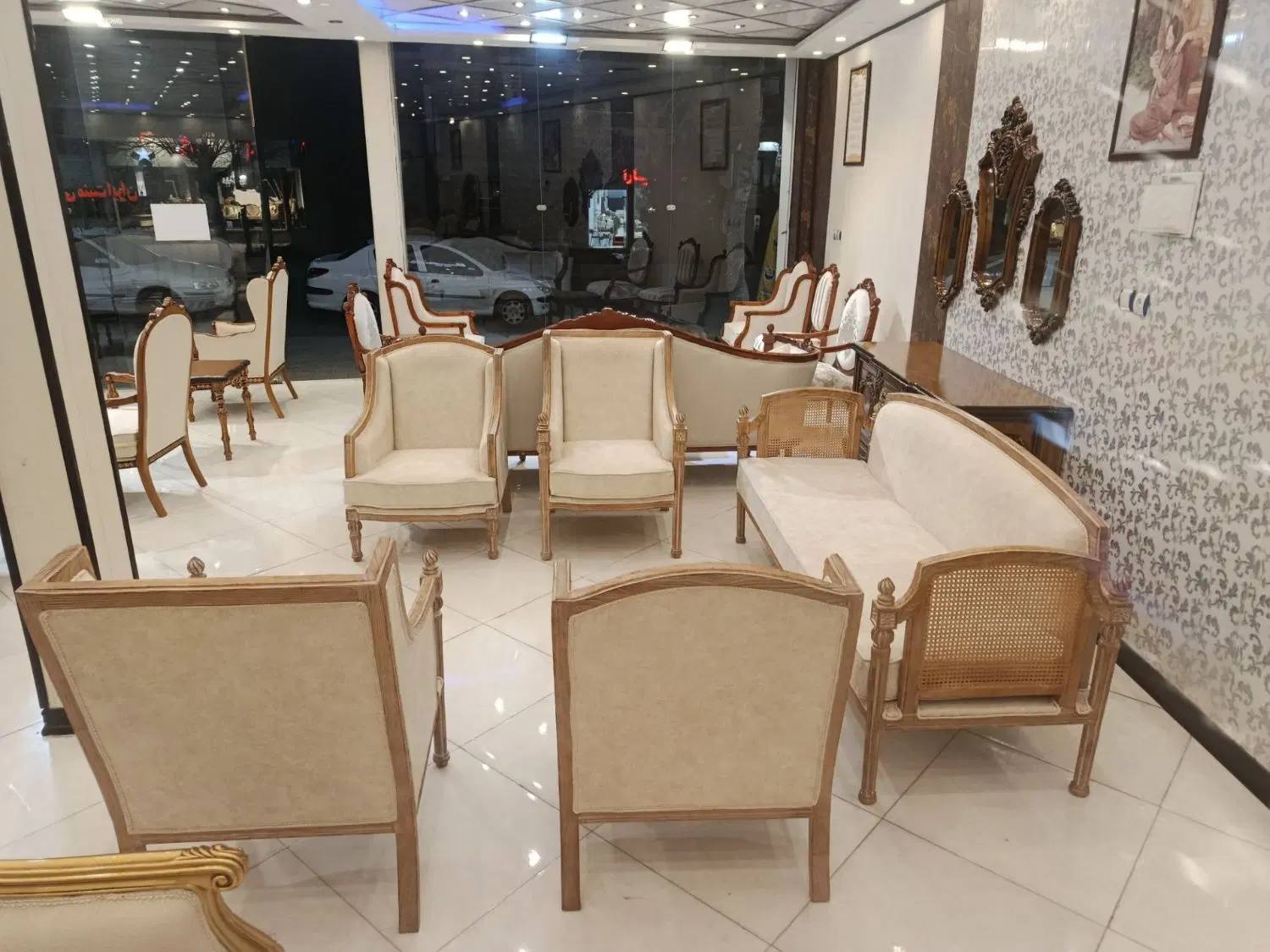 کلاسیک|مبلمان خانگی و میز عسلی|شوشتر, |دیوار