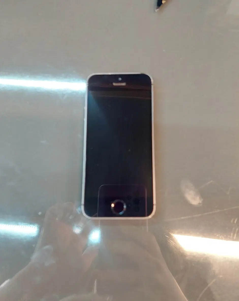 ایفون 5s|موبایل|اصفهان, عباس‌آباد|دیوار