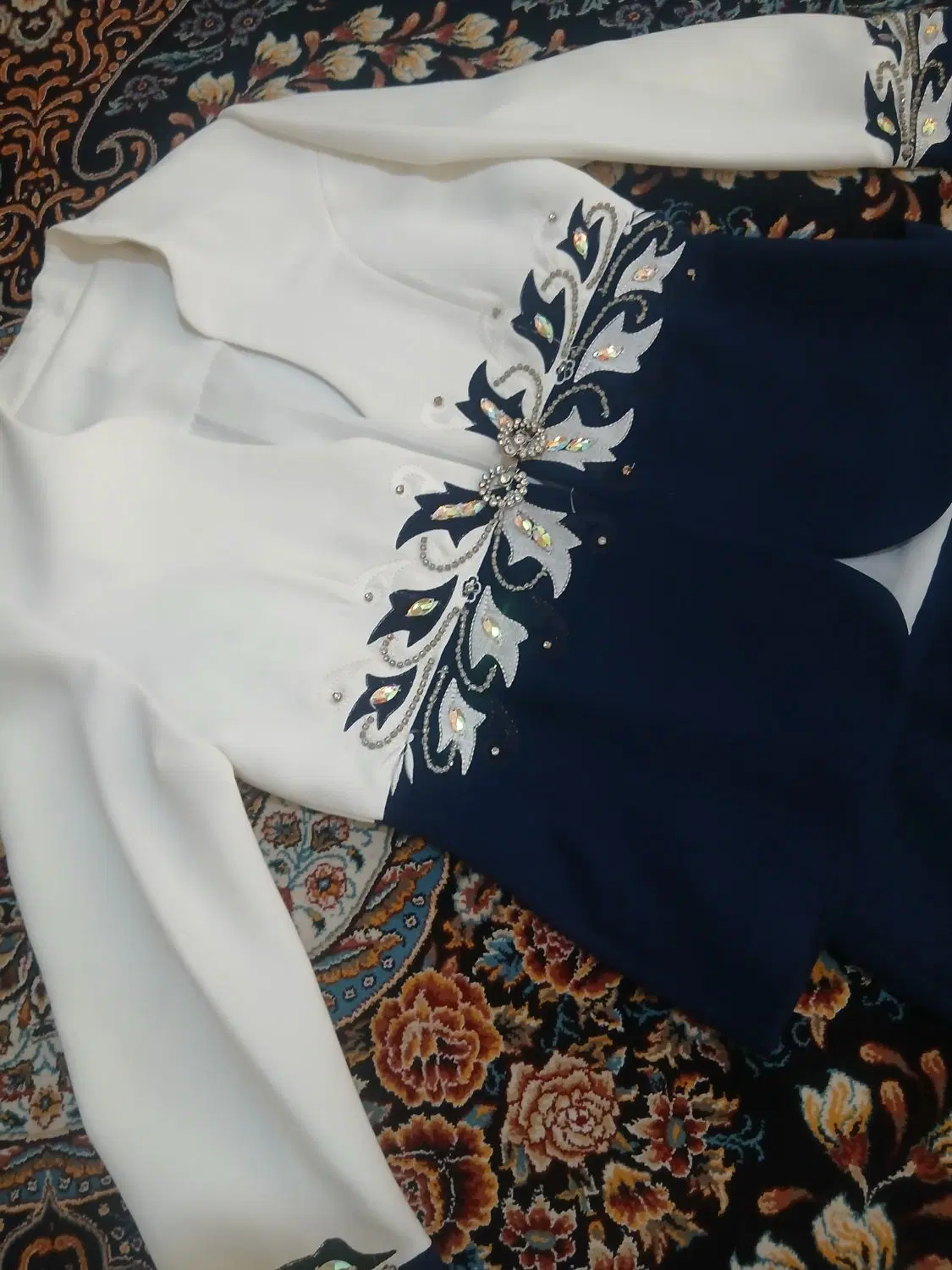 کت دامن|لباس|محمدشهر, محمدشهر|دیوار