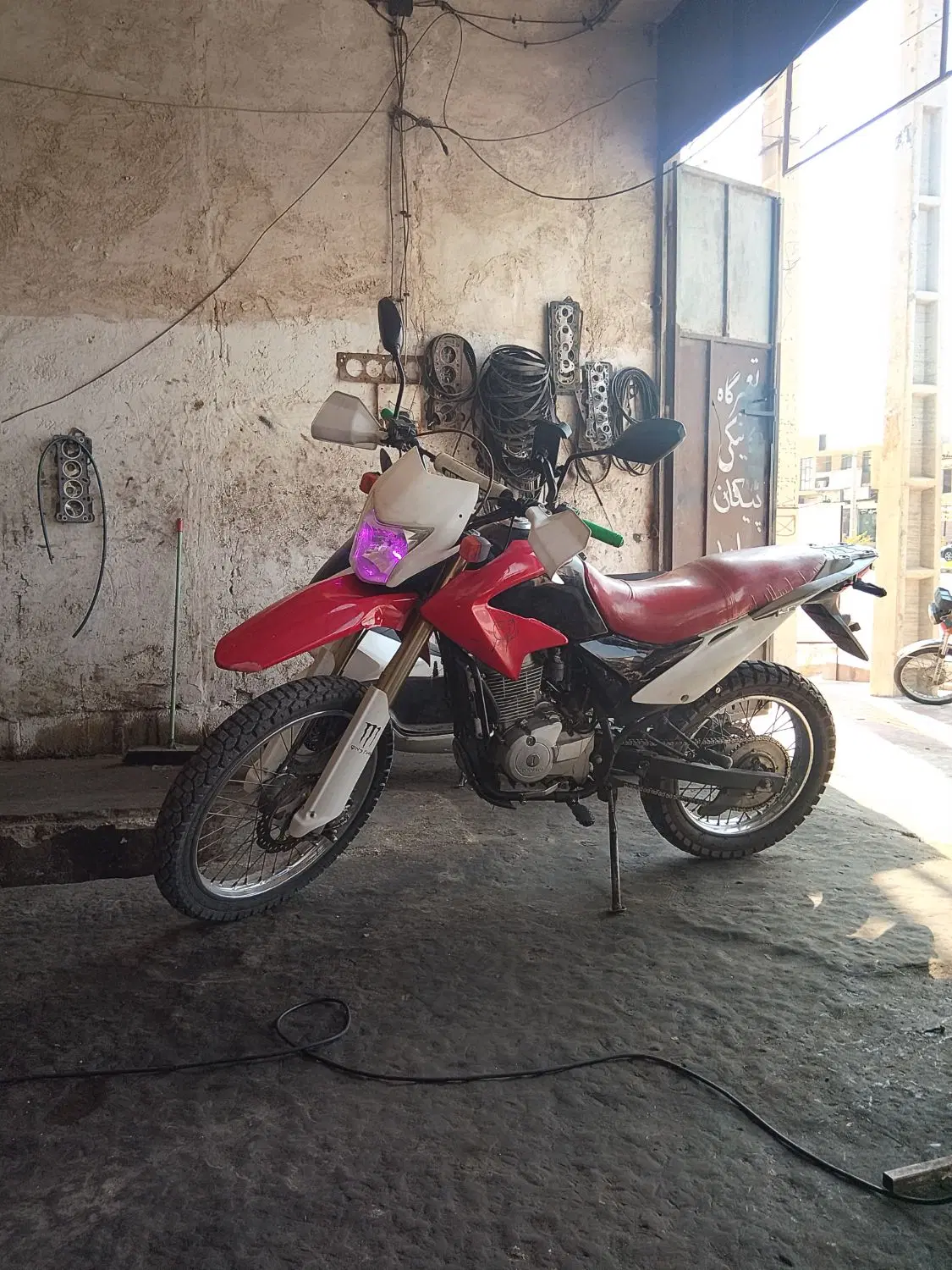 200mkz|موتورسیکلت|بوشهر, |دیوار