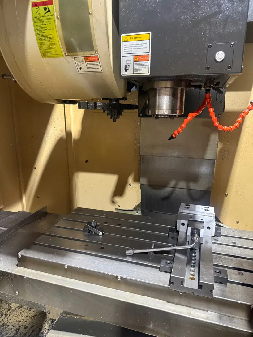 فرز CNC|ماشین‌آلات صنعتی|رباط‌کریم, شهرک صنعتی نصیرآباد|دیوار