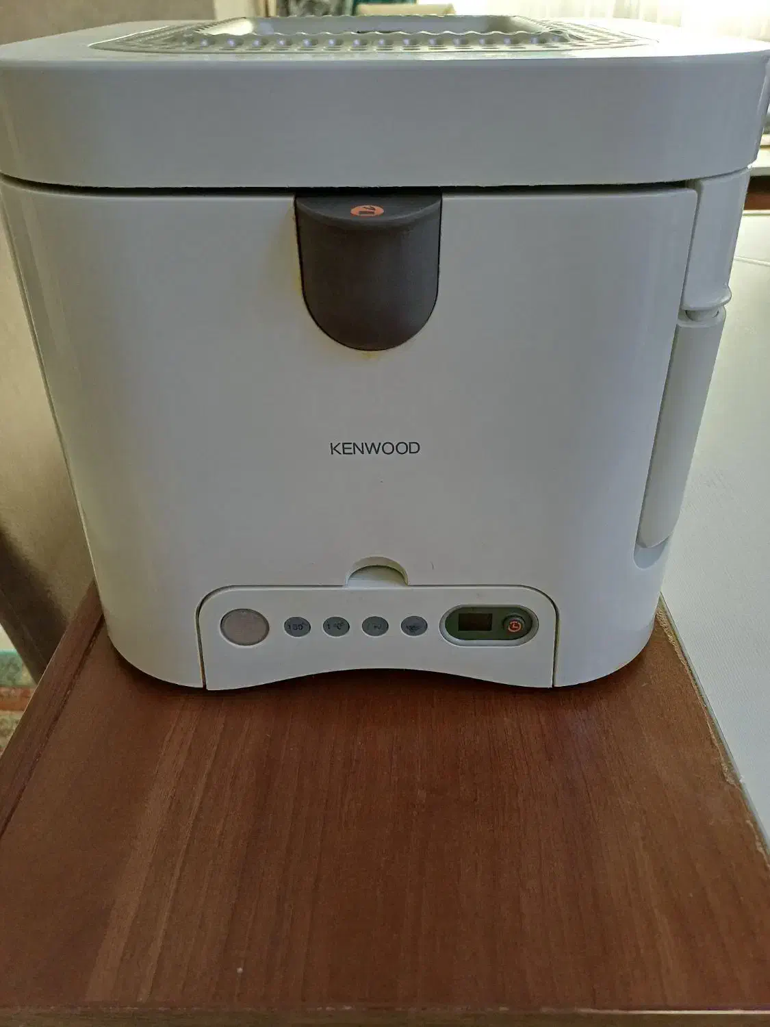 سرخ کن|سایر لوازم برقی|شاهین‌شهر, برخوار غرب|دیوار