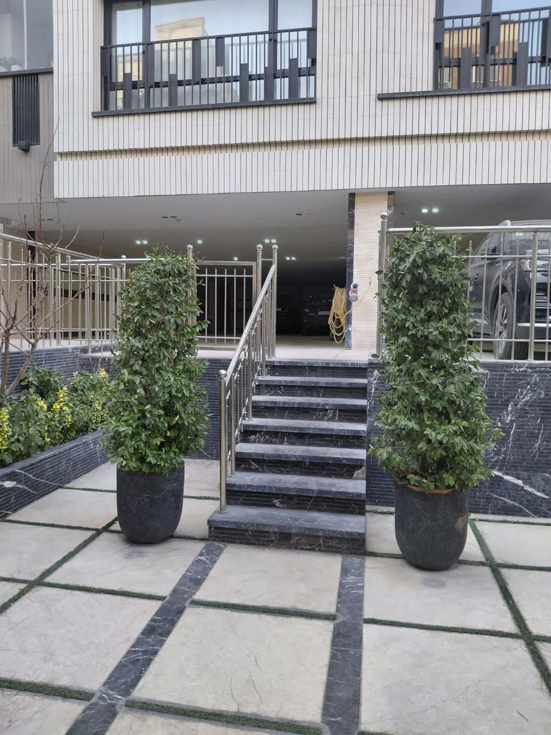 سهروردی شمالی ۱۲۰ متر دوخوابه نوساز