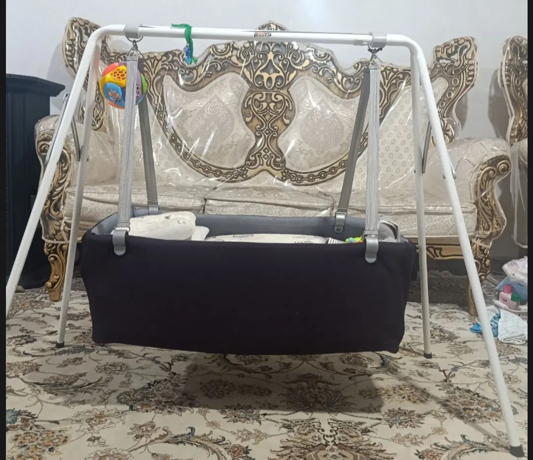 گهواره|تخت و صندلی بچه|اسلام‌‌آباد غرب, |دیوار