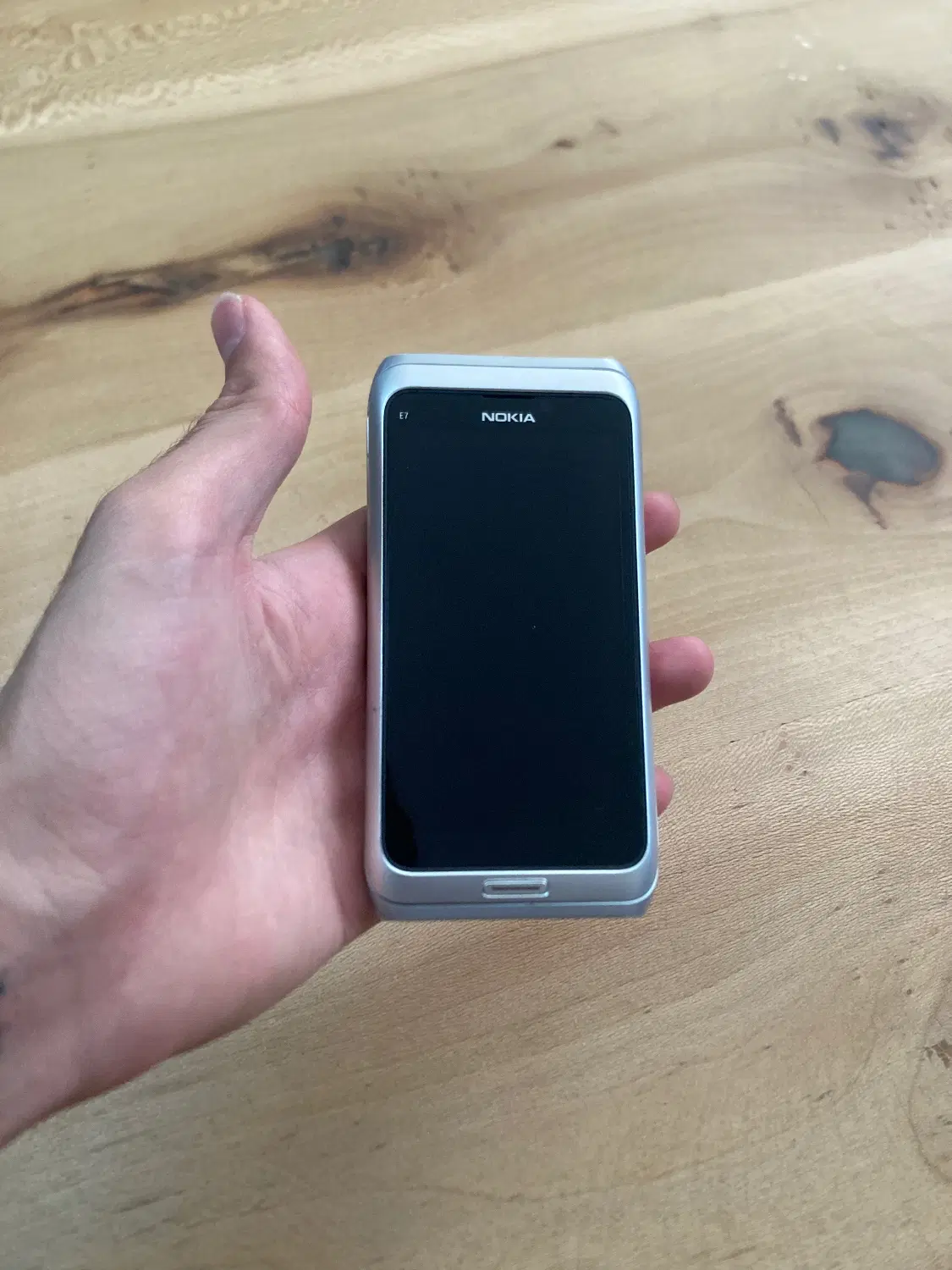 Nokia E7|موبایل|کرج, اصفهانی‌ها|دیوار