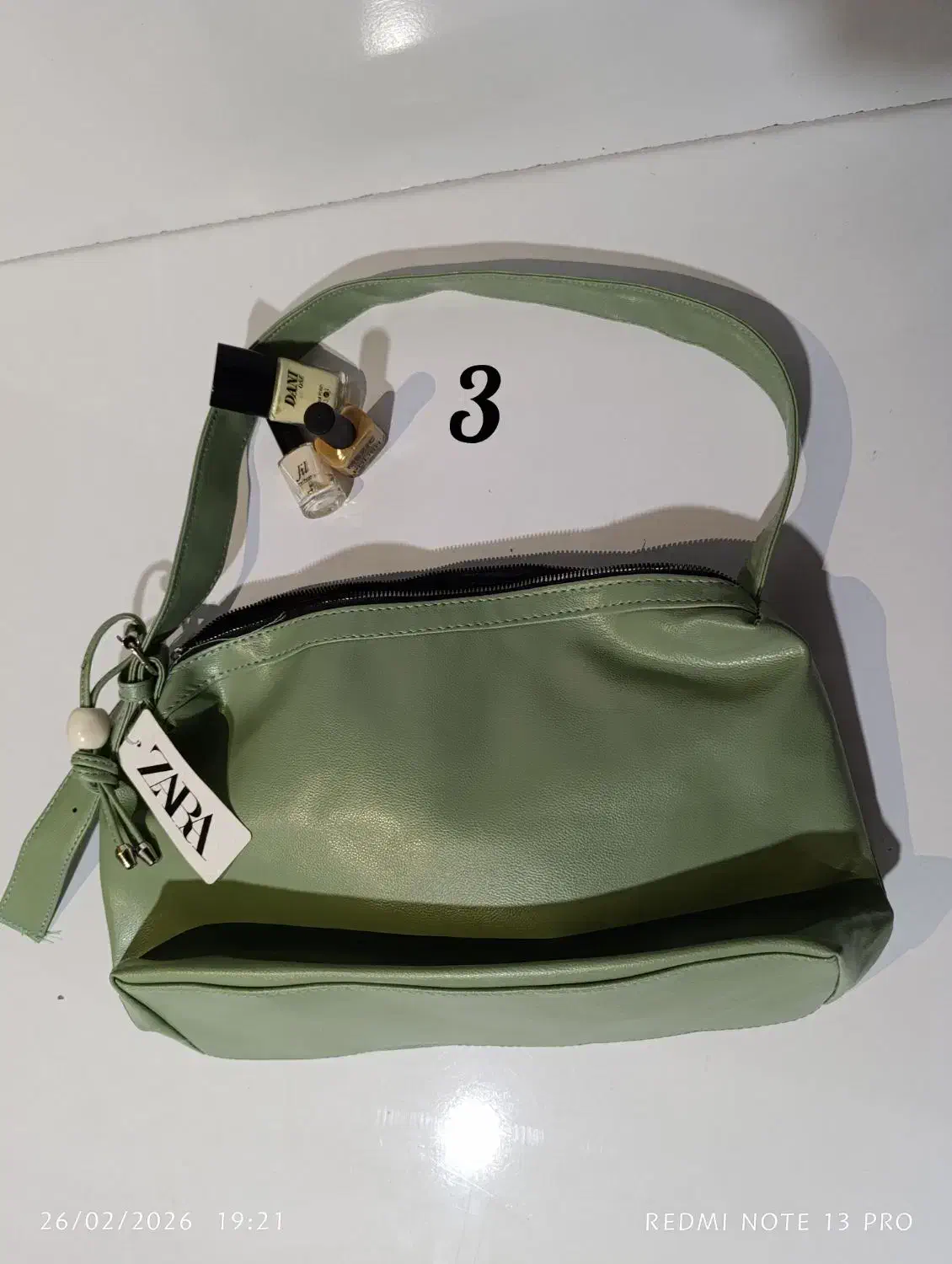 کیف|کیف، کفش، کمربند|قم, ولیعصر|دیوار