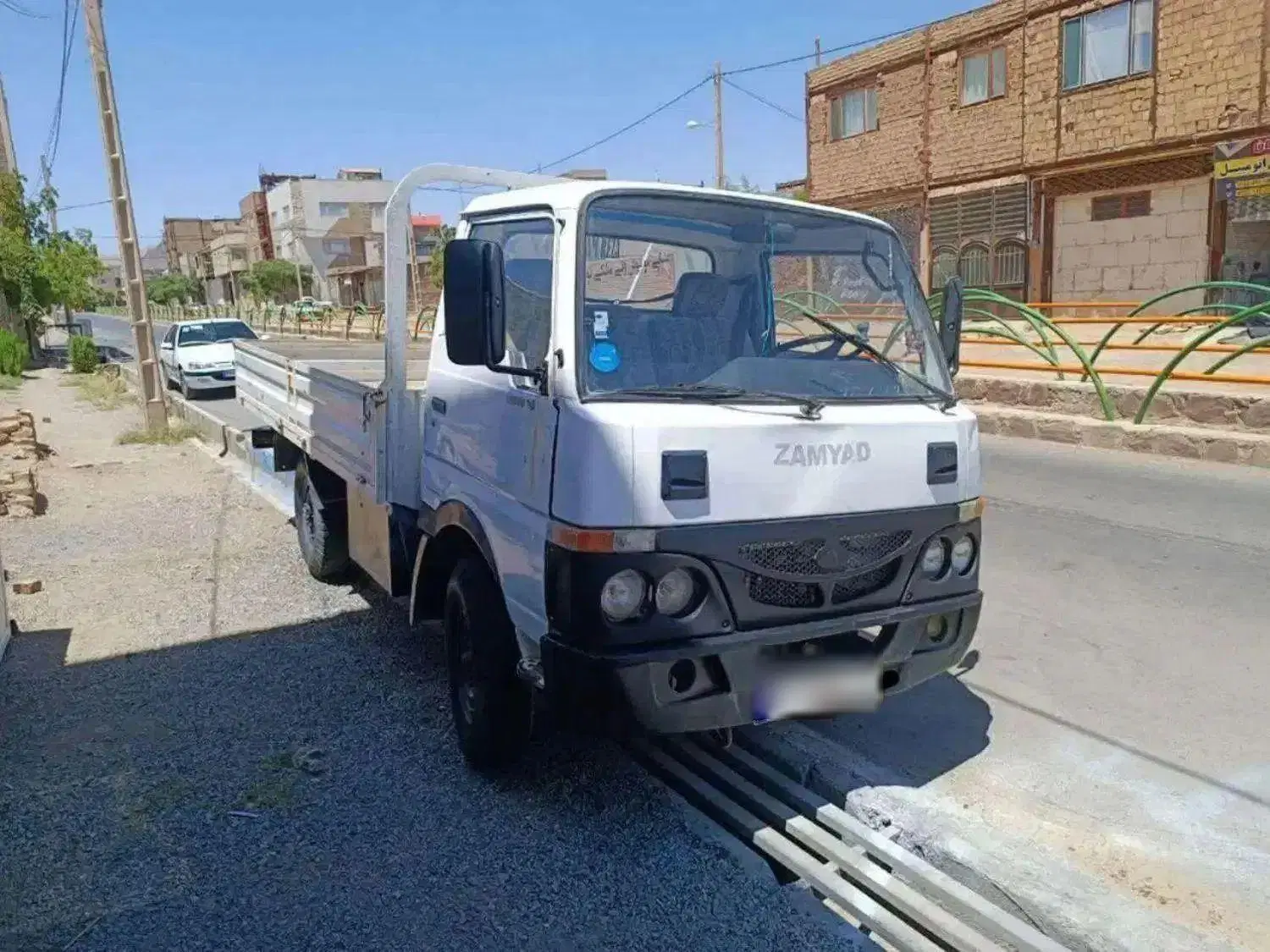 نیسان|خودرو سنگین|بیرجند, |دیوار