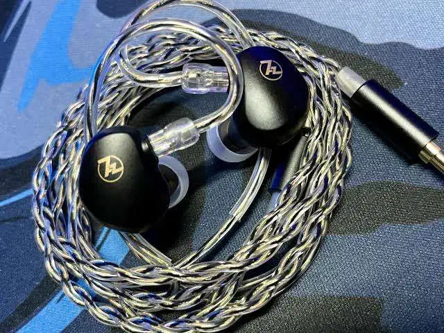هدفون ایرفون iem گیمینگ 7hz g1|لوازم جانبی موبایل و تبلت|تهران, فلسطین (میدان انقلاب)|دیوار