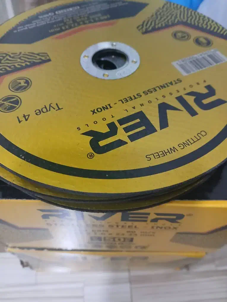 صفحه سنگ و شیر پروانه ای|ابزارآلات|خرم‌آباد, |دیوار