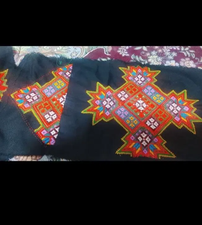 زیح گلی|لباس|خاش, |دیوار