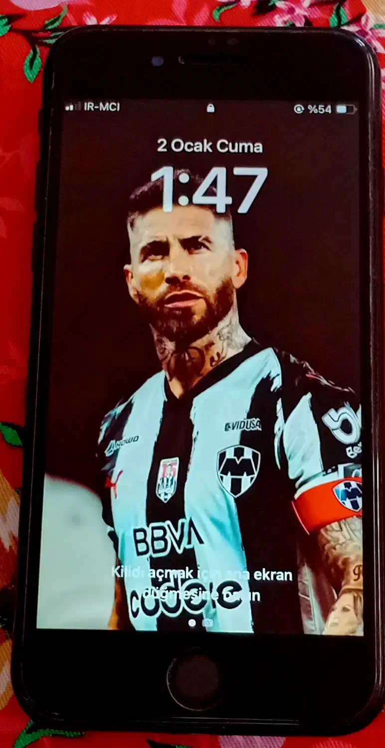 آیفون se2020|موبایل|تبریز, |دیوار