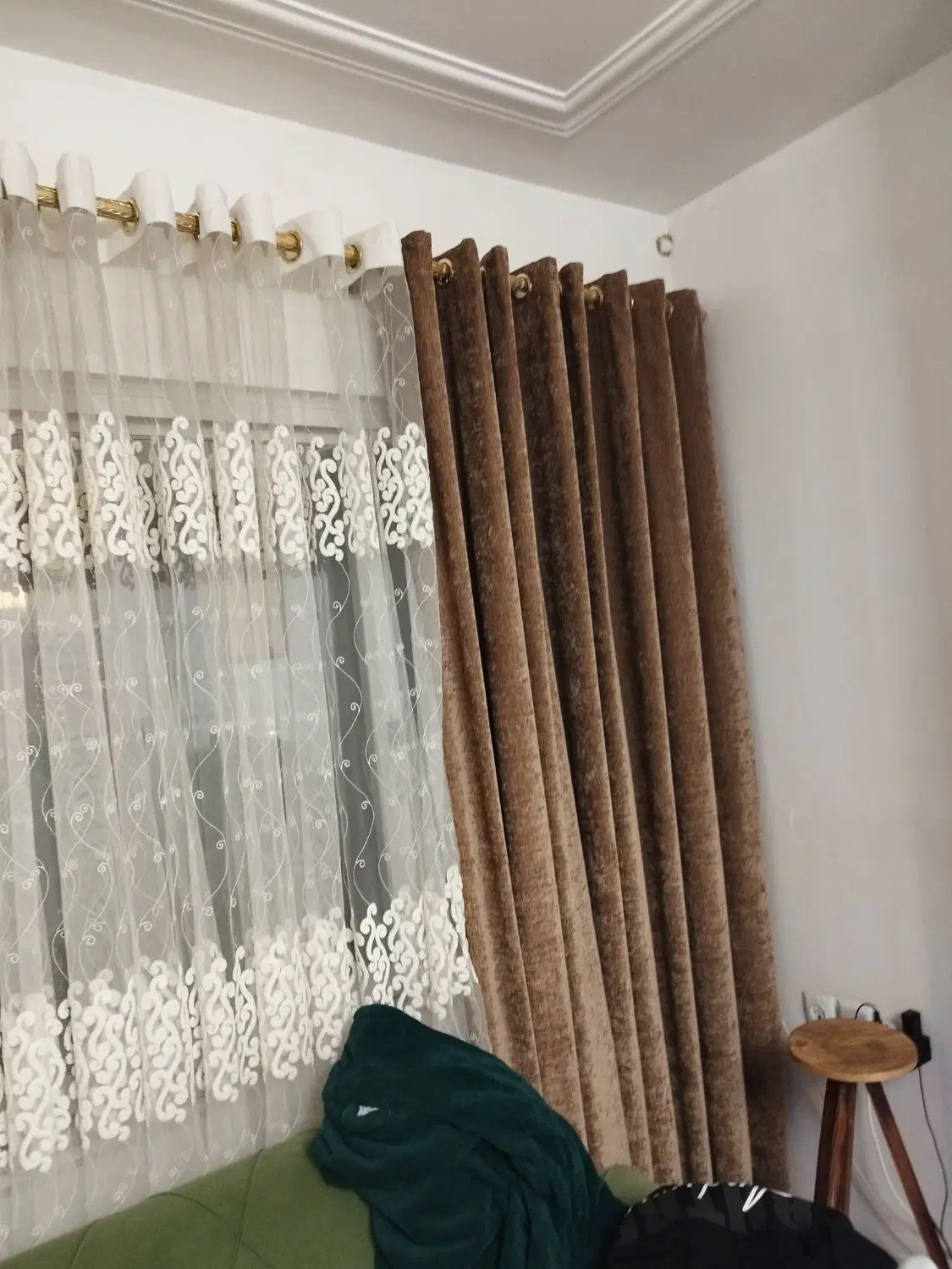 پرده|پرده، رانر، رومیزی|لاهیجان, لیالستان|دیوار