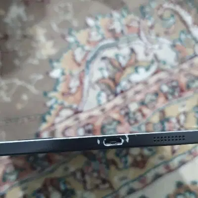 تبلت|تبلت|مشهد, شهید معقول|دیوار