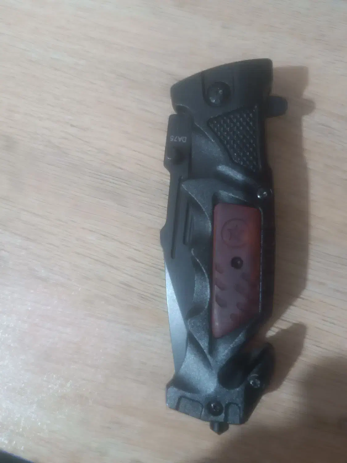 چاقو مشکی|کلکسیون اشیاء عتیقه|رشت, پیرکلاچای|دیوار