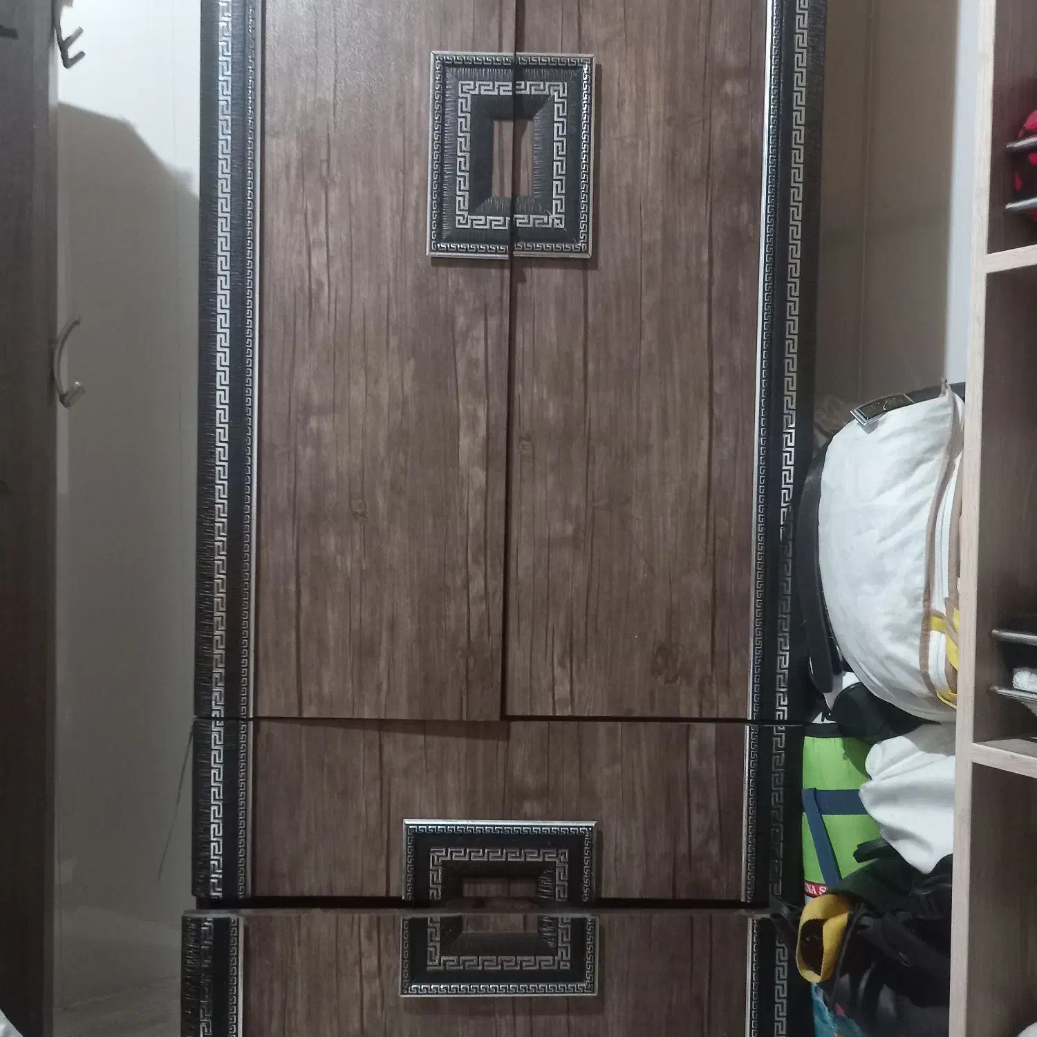 کمد لباسی|جاکفشی، کمد، دراور|کرمان, |دیوار