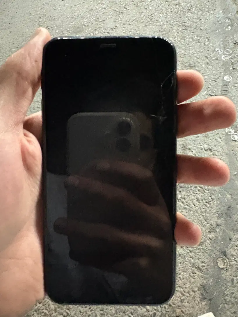 ایفون 11 pro|موبایل|ملایر, |دیوار