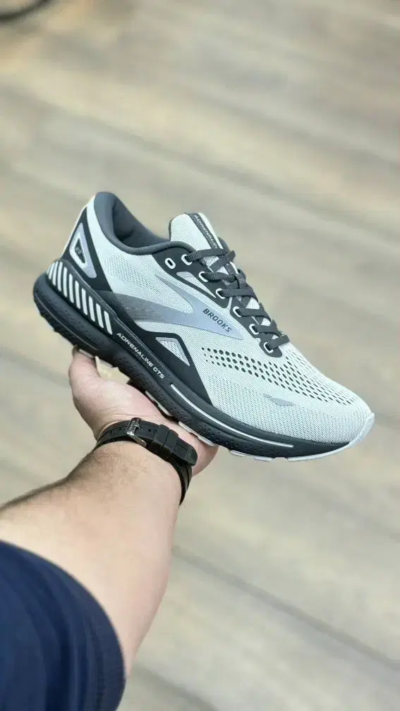 BROOKS GLYCERINE VIETNAM|ماشین لباسشویی و خشککن لباس|بانه, |دیوار