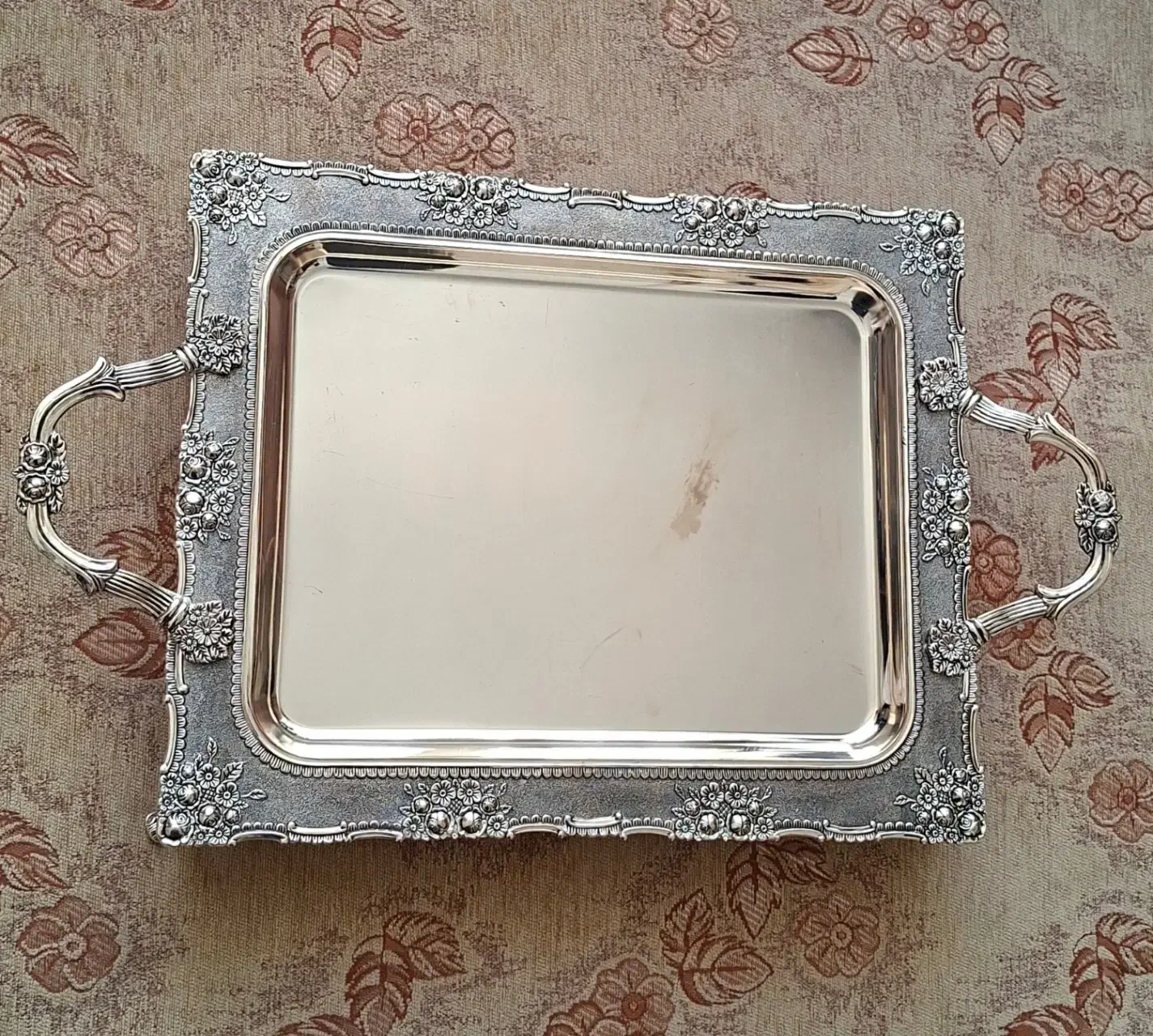 سینی استیل|ظروف سرو و پذیرایی|اصفهان, شاهد|دیوار