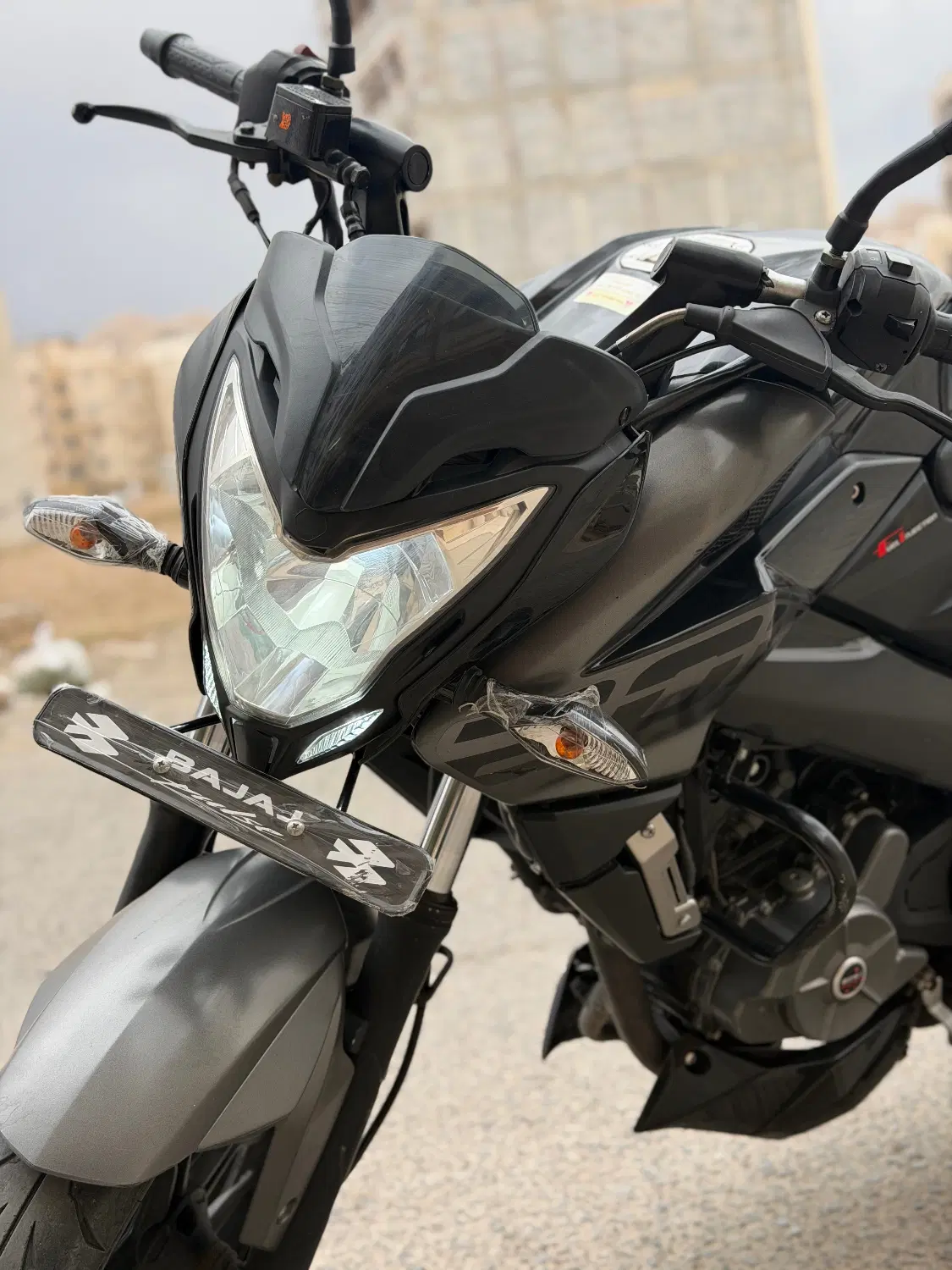 Ns200 مدل 97|موتورسیکلت|قم, انسجام|دیوار